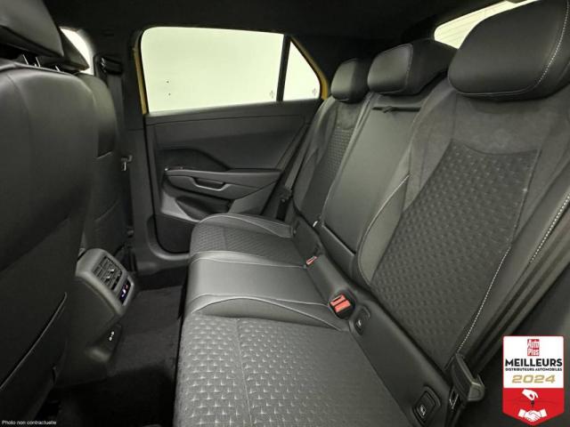 Volkswagen T-Roc image 2