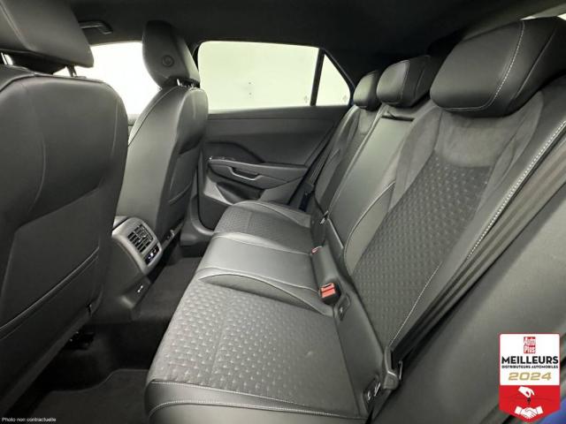 Volkswagen T-Roc image 3