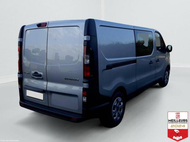 Renault Trafic image 2