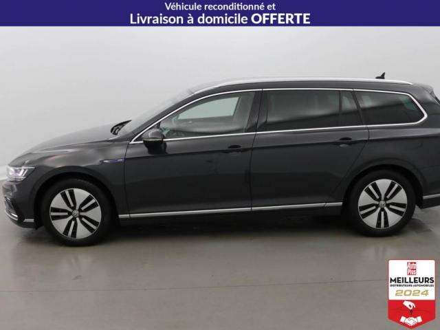 Volkswagen Passat Sw image 1