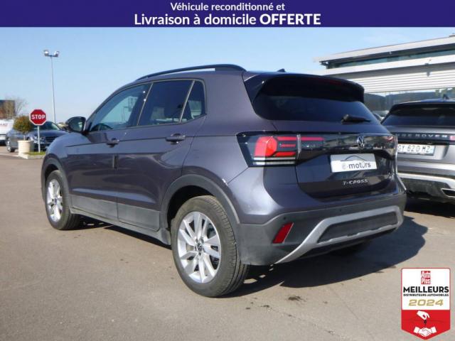 Volkswagen T-Cross image 1