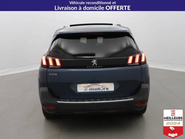 Peugeot 5008 image 1