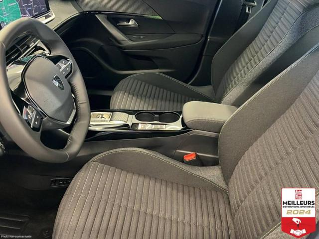 Peugeot 2008 image 2