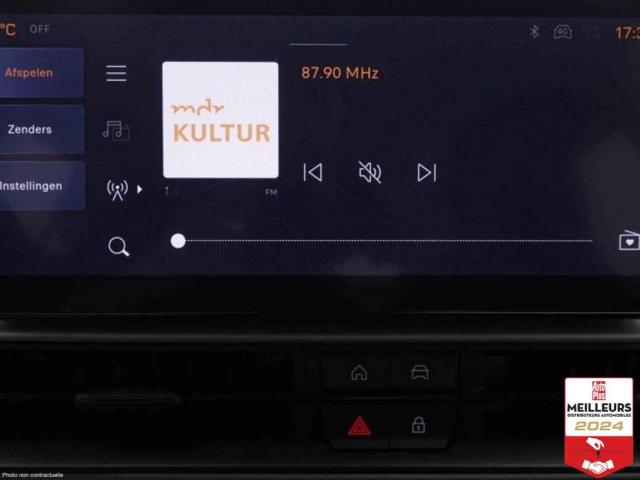 Jeep Avenger image 3