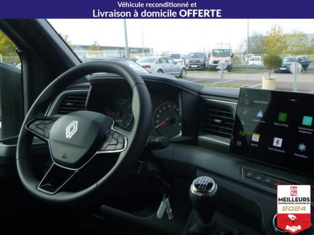 Renault Master image 1