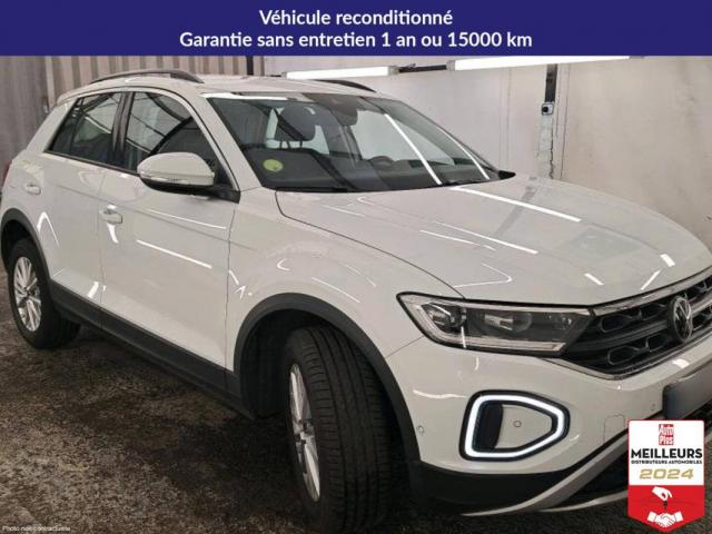 Volkswagen T-Roc image 2