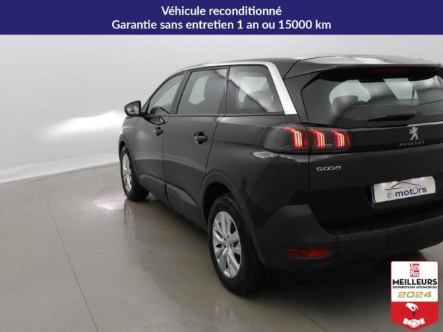 Peugeot 5008 image 2