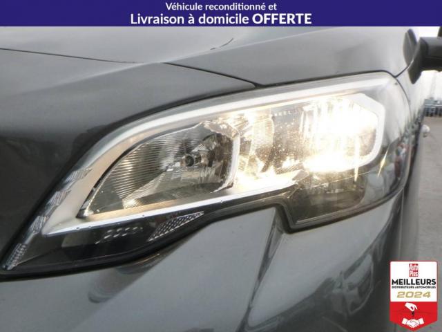 Peugeot Traveller image 5