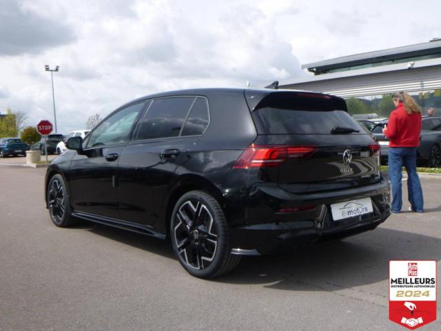 Volkswagen Golf image 9