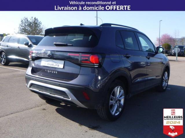 Volkswagen T-Cross image 1