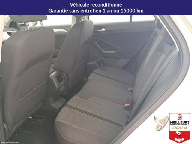 Volkswagen T-Roc image 2