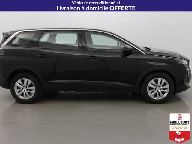 Peugeot 5008 image 1