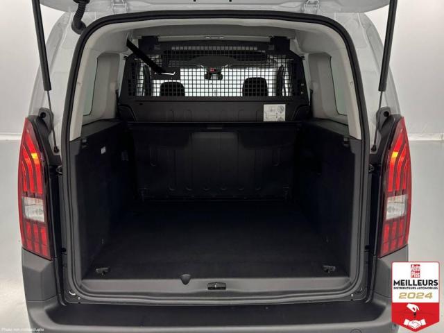 Peugeot Rifter image 9