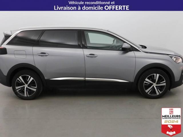 Peugeot 5008 image 2
