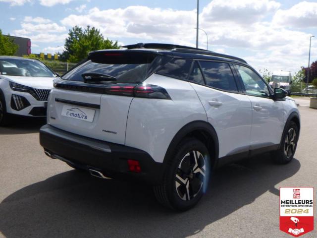 Peugeot 2008 image 8