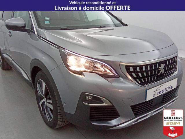 Peugeot 5008 image 1