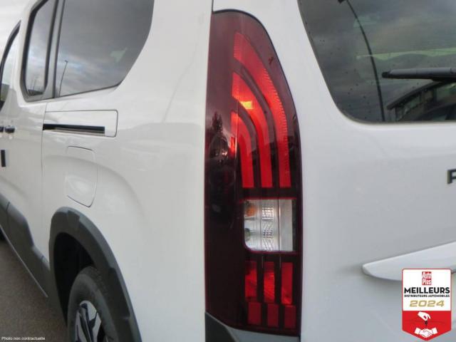 Peugeot Rifter image 9