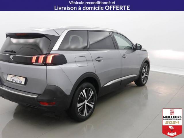 Peugeot 5008 image 4