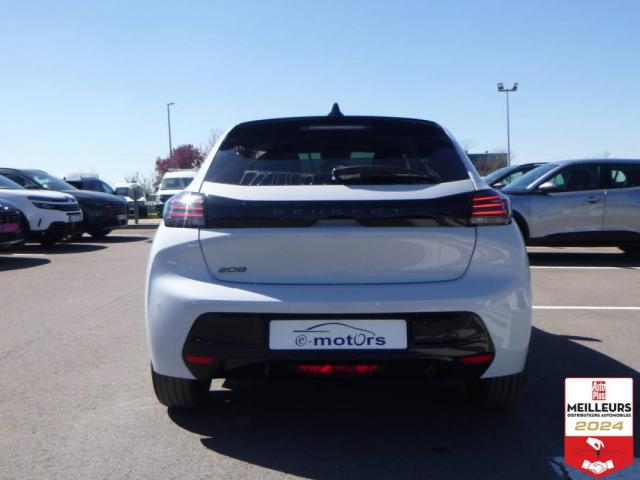 Peugeot 208 image 3