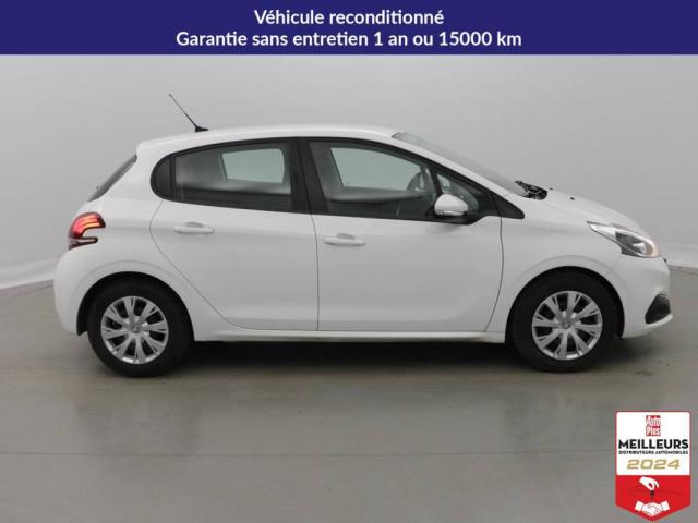 Peugeot 208 image 7