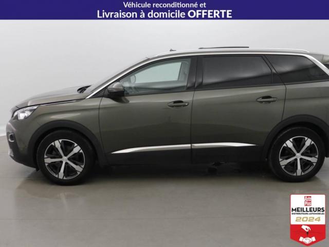 Peugeot 5008 image 6