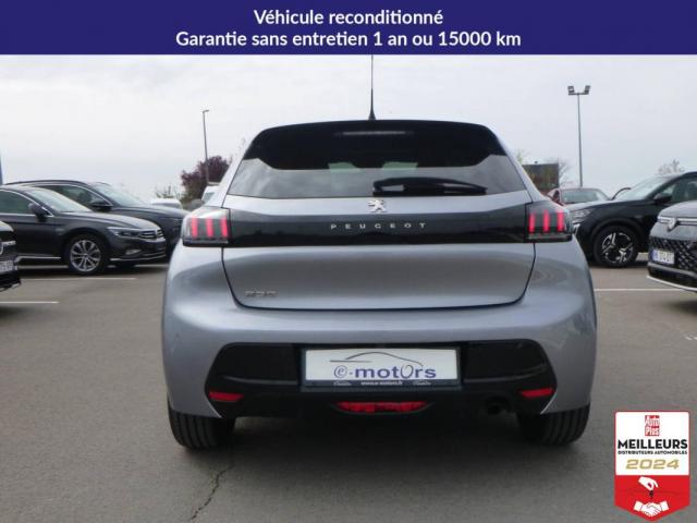 Peugeot 208 image 8
