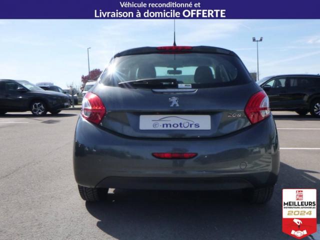 Peugeot 208 image 8