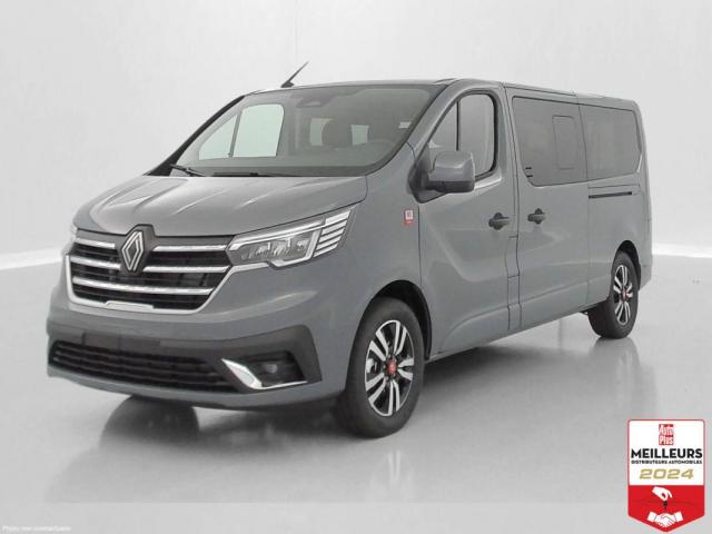 Renault Trucks Trafic image 2