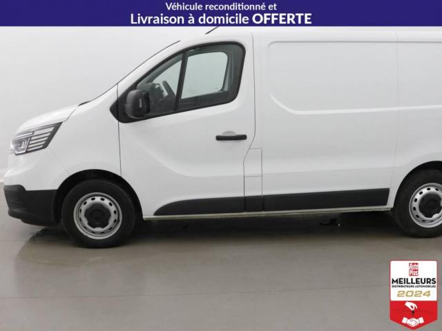 Renault Trafic image 2