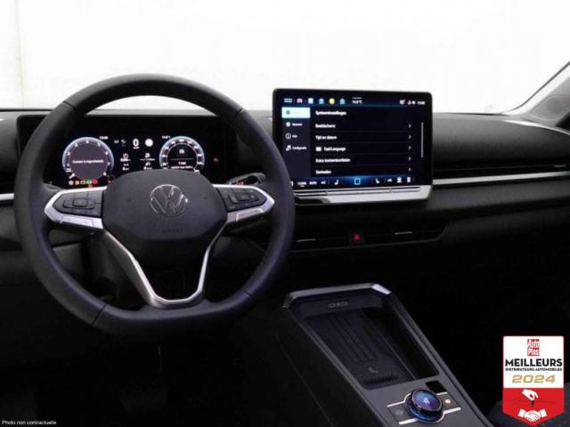 Volkswagen T-Roc image 4
