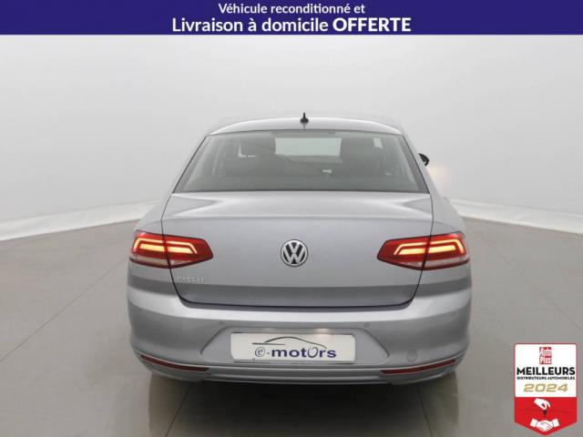 Volkswagen Passat image 7