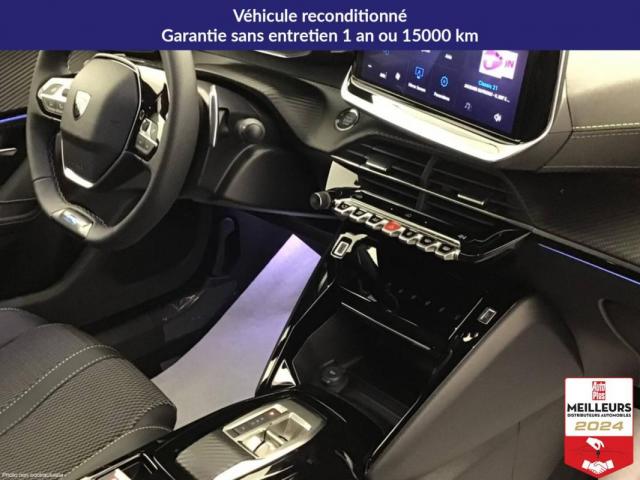 Peugeot 2008 image 8