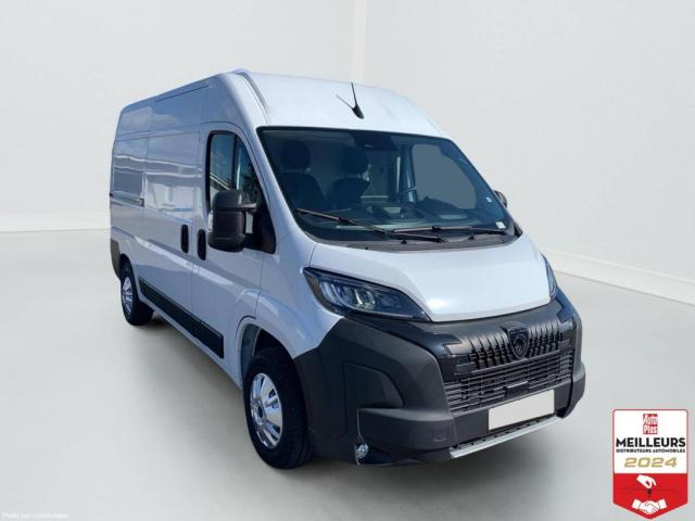 Peugeot Boxer image 1