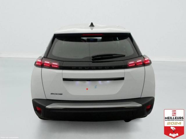 Peugeot 2008 image 8