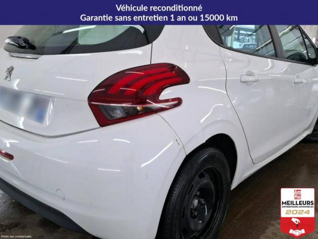 Peugeot 208 image 3