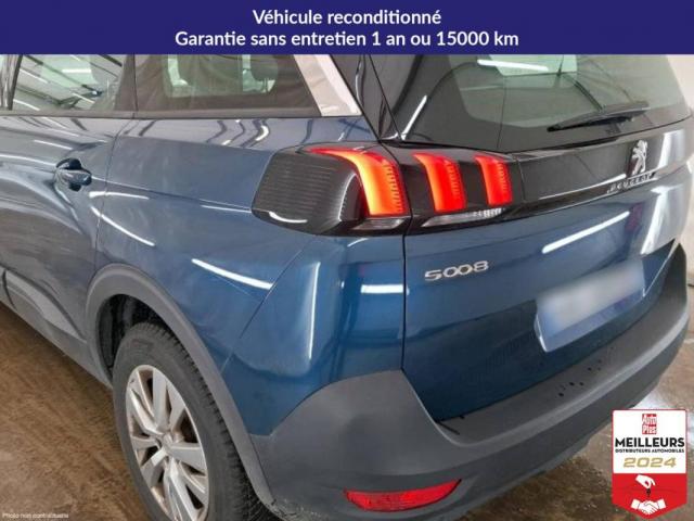 Peugeot 5008 image 1
