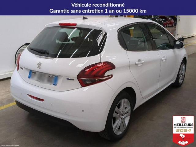 Peugeot 208 image 1