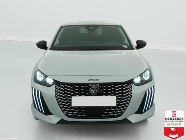 Peugeot 208 image 9