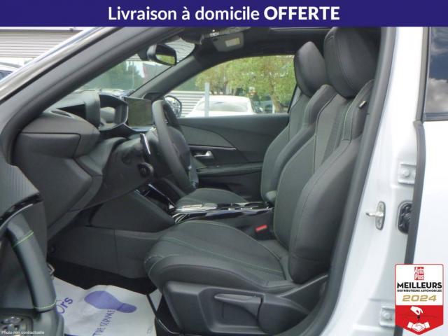 Peugeot 2008 image 3