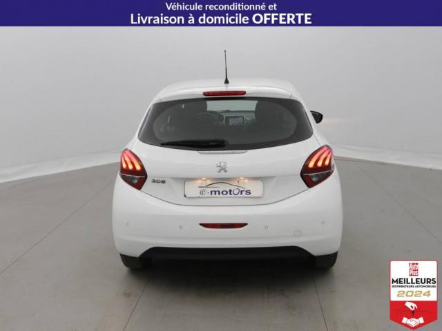 Peugeot 208 image 7