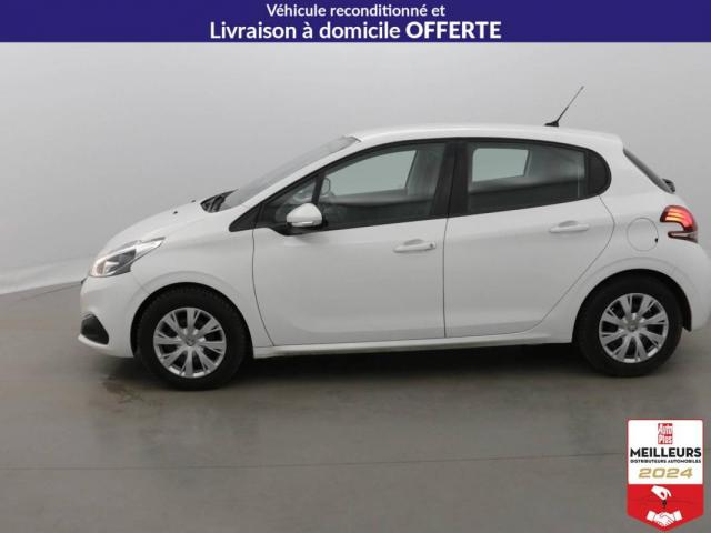 Peugeot 208 image 1