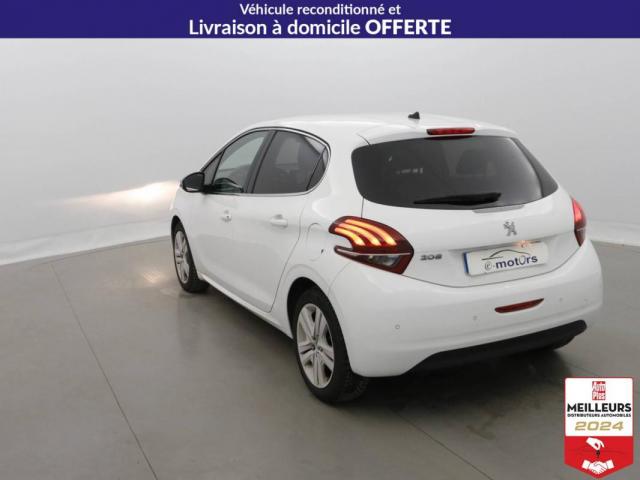 Peugeot 208 image 3