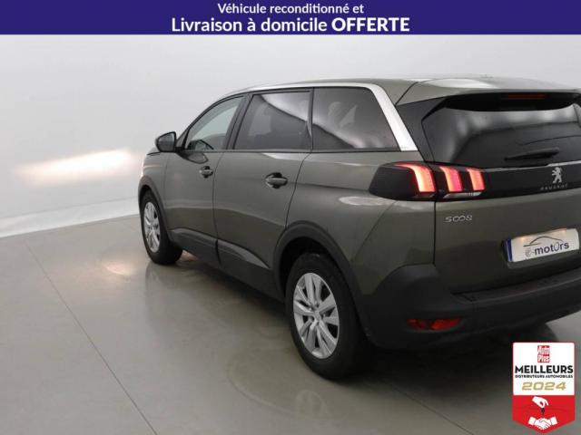 Peugeot 5008 image 8
