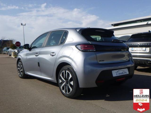 Peugeot 208 image 9