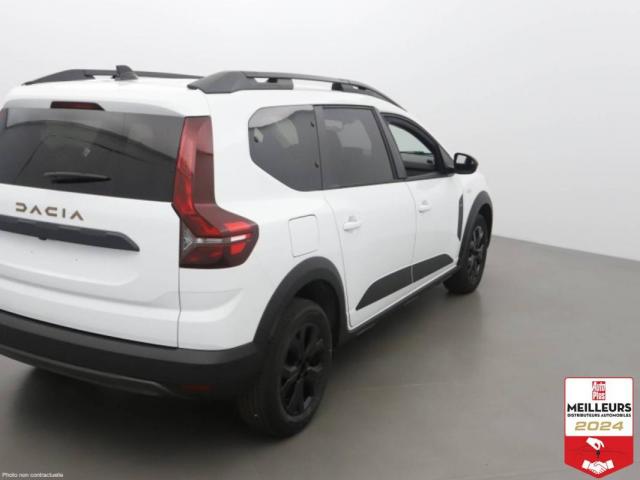 Dacia Jogger image 1