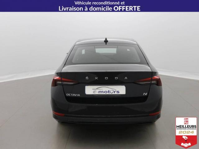 Skoda Octavia image 3
