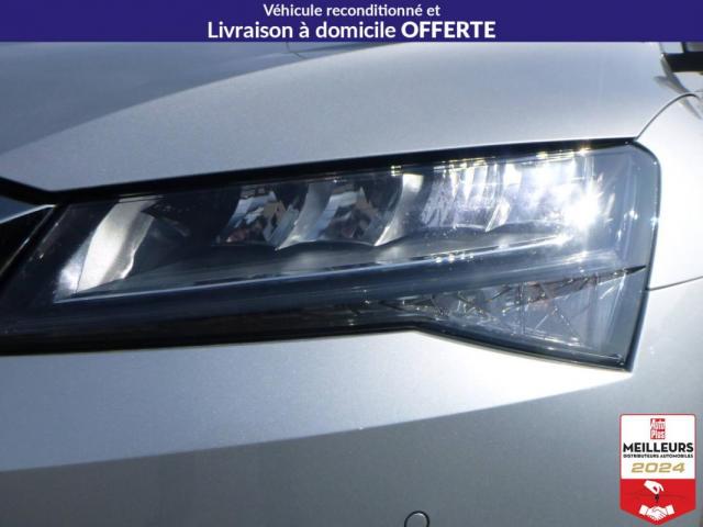 Skoda Superb Combi image 5