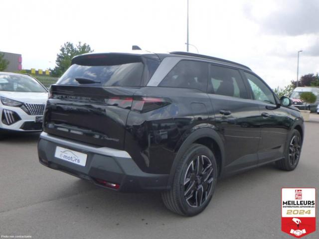 Peugeot 5008 image 1