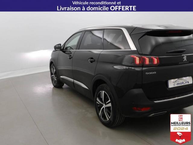 Peugeot 5008 image 8