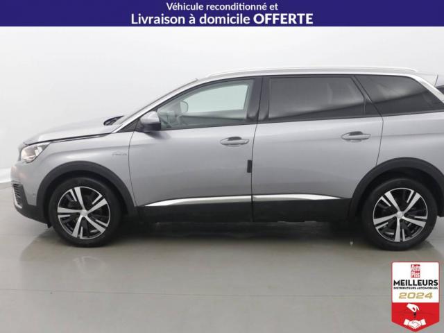 Peugeot 5008 image 1